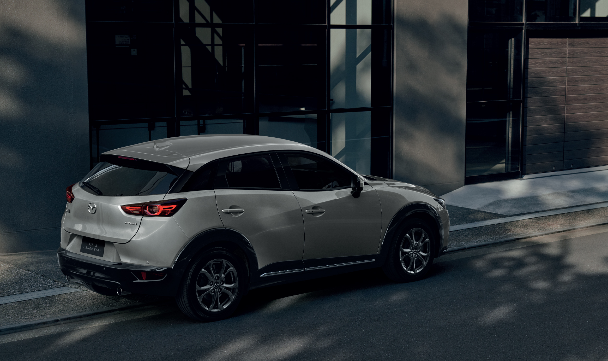 https://mazda-media-s3.s3.ap-southeast-1.amazonaws.com/s3fs-public/inline-images/Mazda%20CX-3_Ultra%20Plus_1_0.jpg?VersionId=SmojLXeV_Vntmrwriq5Kbuls8BX3UdJH